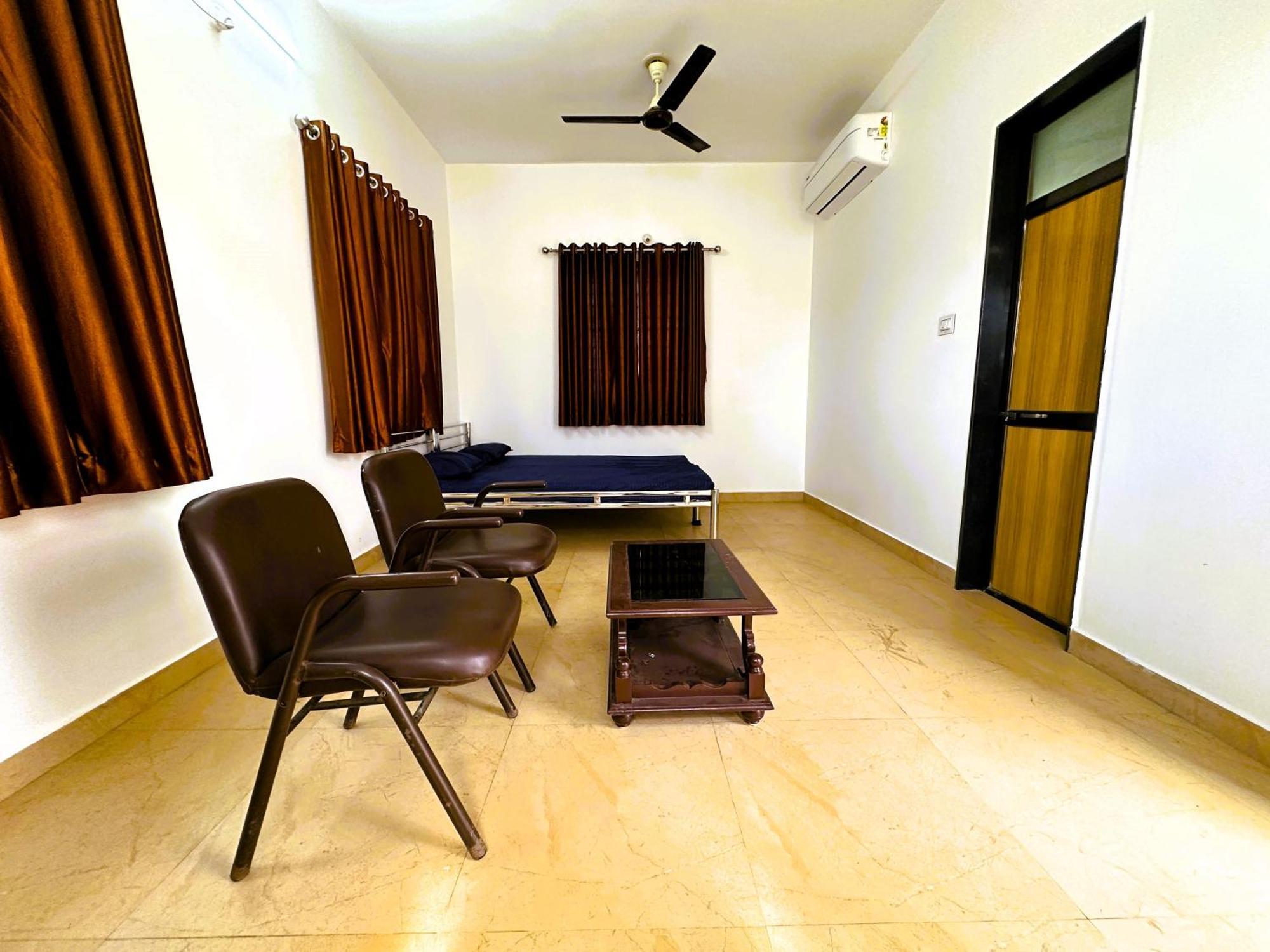 Ranjan Vadi Hotel Будж Екстериор снимка