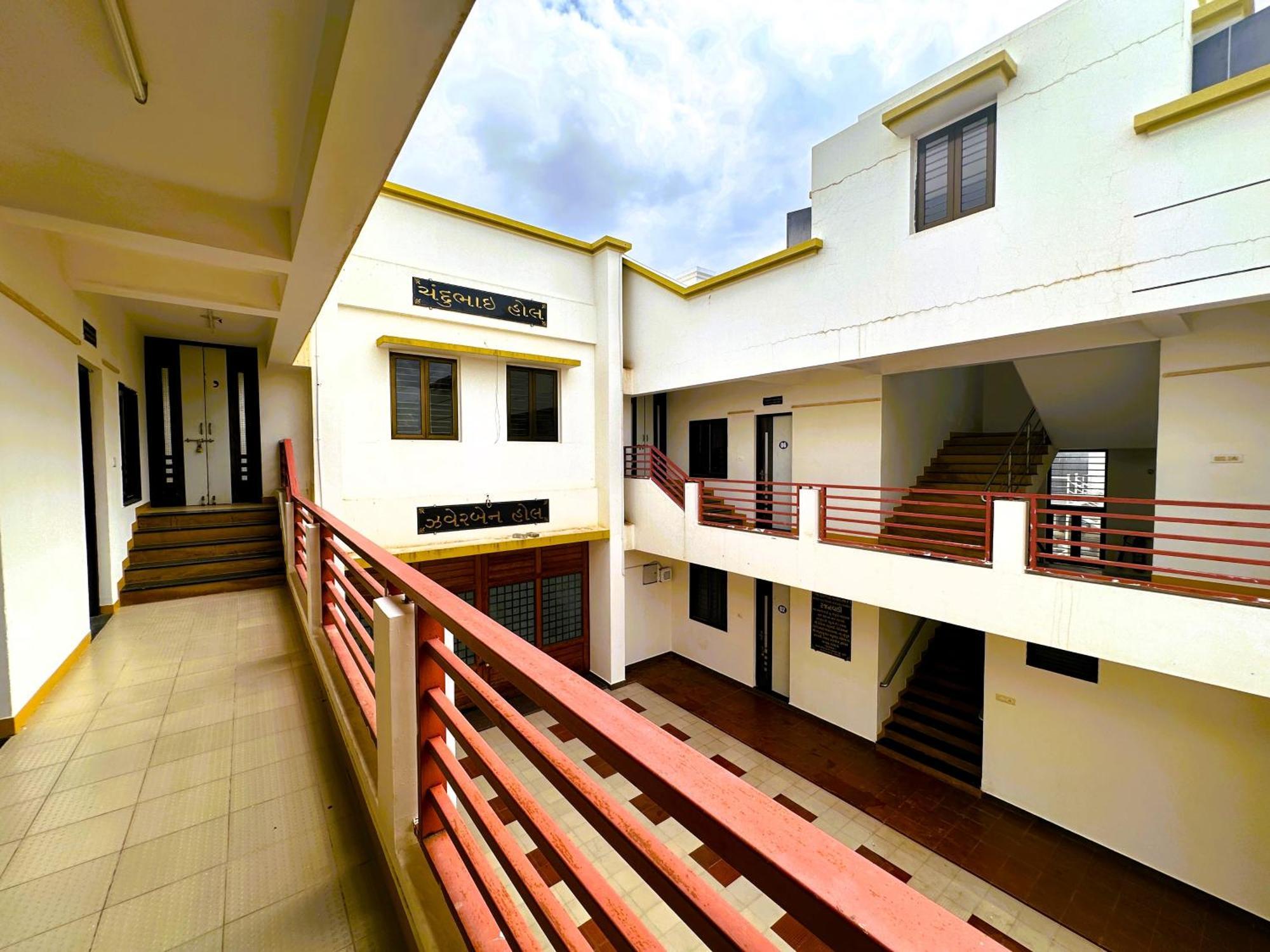Ranjan Vadi Hotel Будж Екстериор снимка